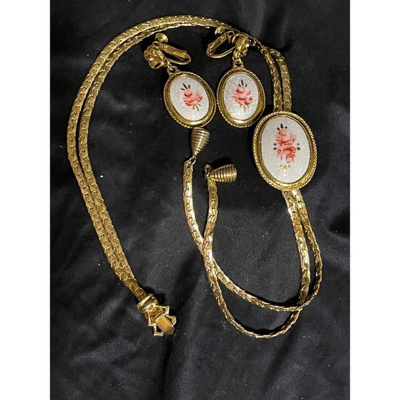 Goldette Semi Parure Enamel Roses - Picture 3 of 7